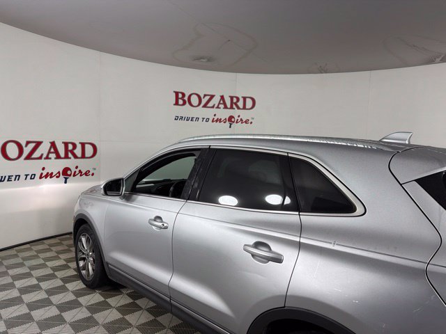 Used 2015 Lincoln MKC FWD w/ Equipment Group 101A Select image 9