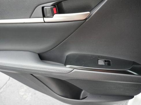 Used 2026 Toyota Camry XSE FWD image 19