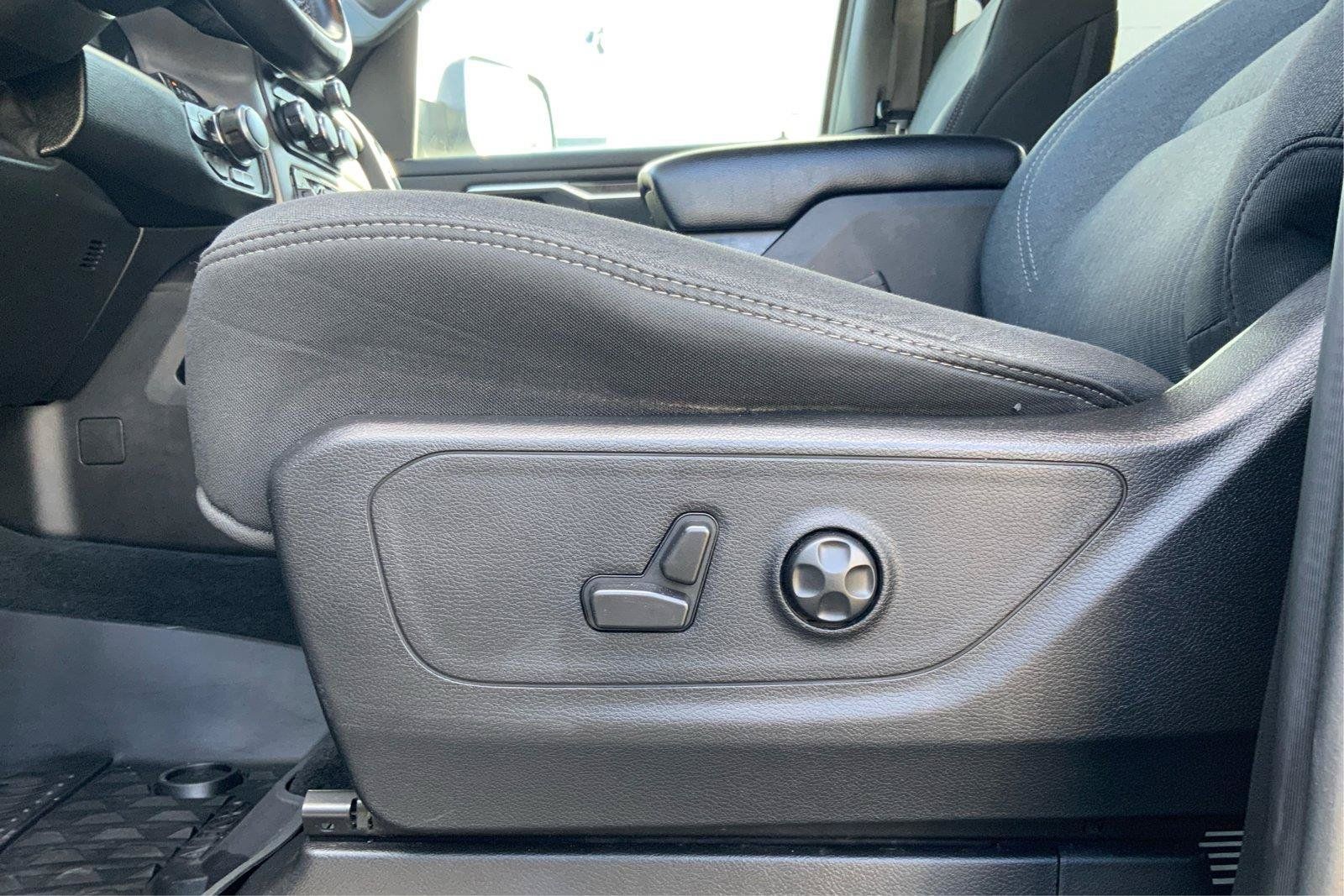 Used 2021 RAM 1500 Big Horn AWD/4WD image 19