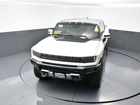 New 2025 GMC Hummer EV 2X image 41