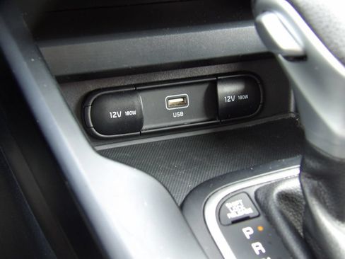 Used 2024 Kia Soul LX w/ Option Group 015 FWD image 21