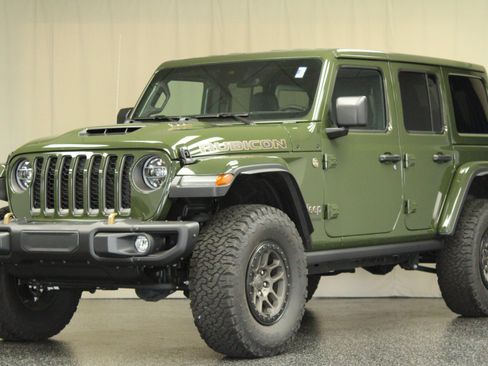 Used 2021 Jeep Wrangler Unlimited Rubicon w/ Xtreme Recon 35" Tire Package AWD/4WD image 1