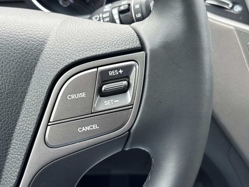 Used 2019 Hyundai Santa Fe XL FWD image 32