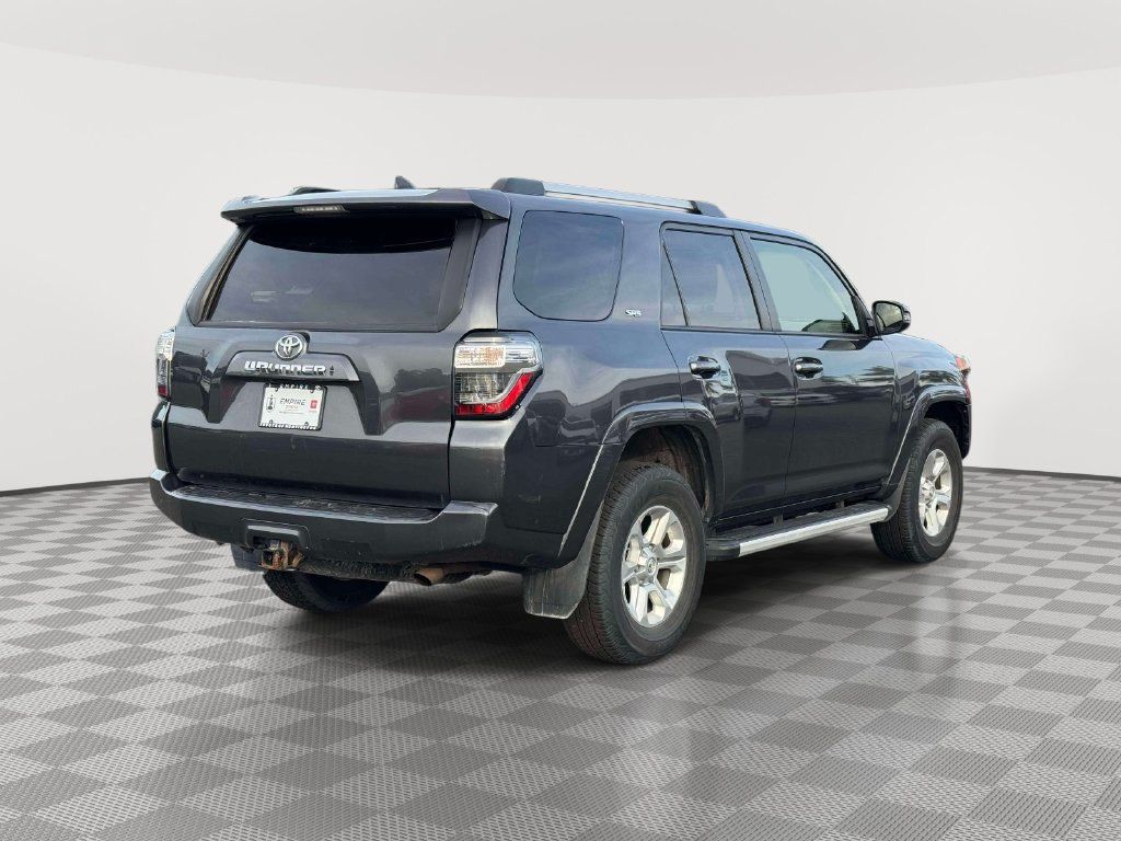 Used 2023 Toyota 4Runner SR5 Premium w/ Moonroof Package AWD/4WD image 7