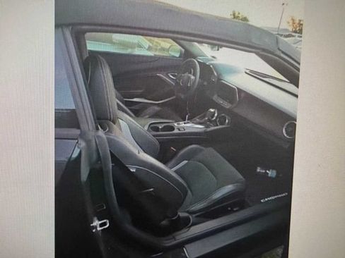 Used 2024 Chevrolet Camaro LT w/ Technology Package RWD image 6