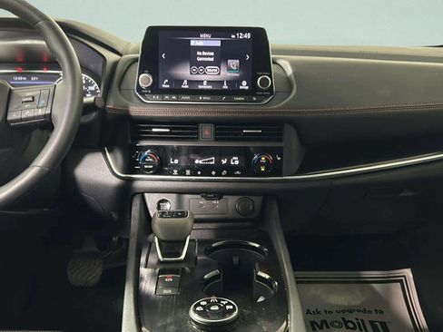 Used 2025 Nissan Rogue SV AWD/4WD image 37