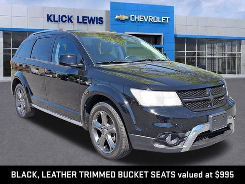 Used 2018 Dodge Journey Crossroad w/ Driver Convenience Group FWD image 1
