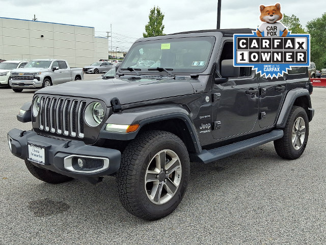 Used 2022 Jeep Wrangler Unlimited Sahara w/ LED Lighting Group AWD/4WD image 6