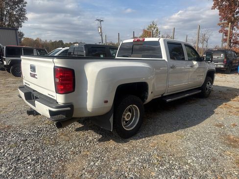 Used 2016 GMC Sierra 3500 Denali w/ Duramax Plus Package image 9