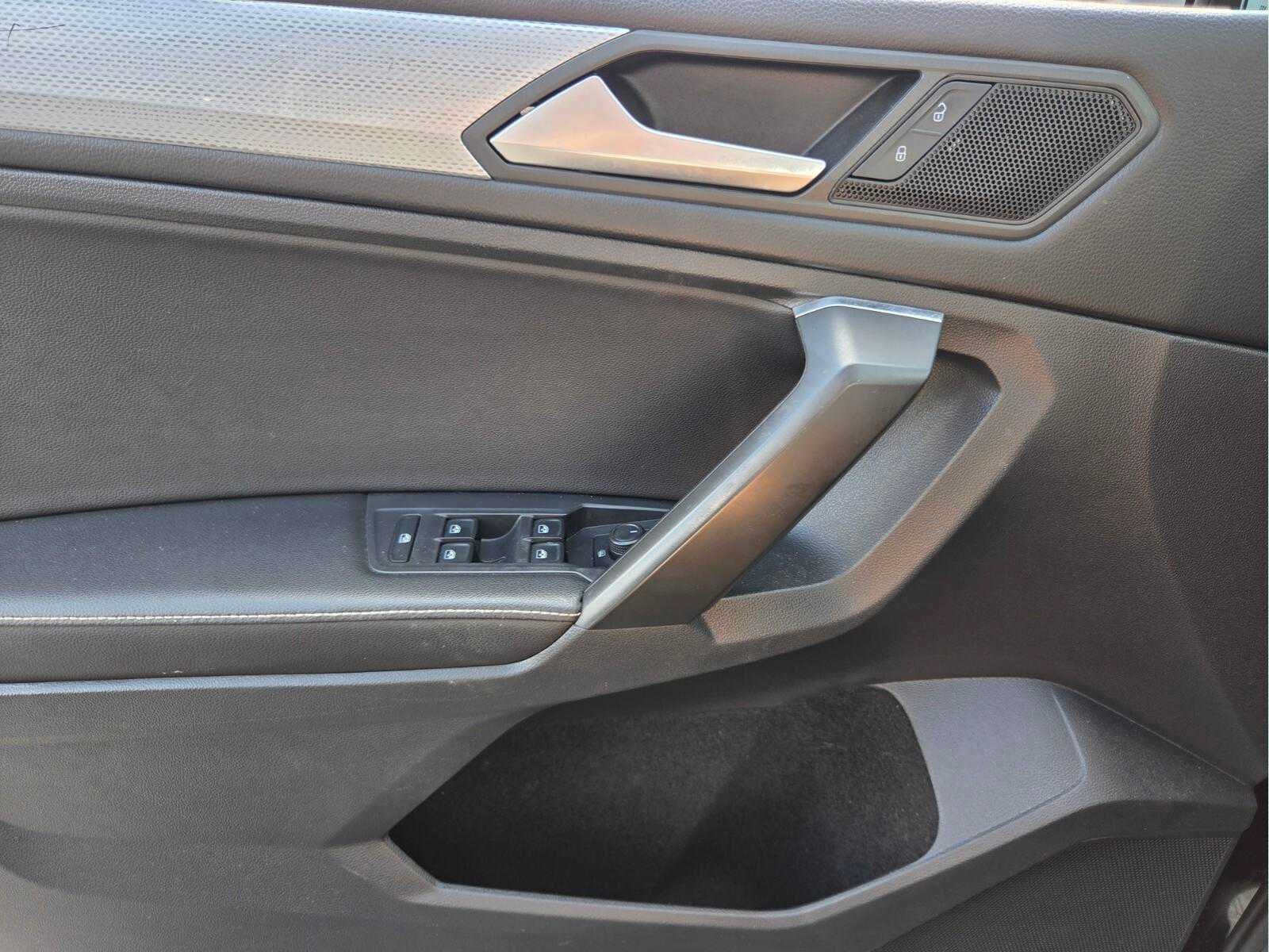 Used 2022 Volkswagen Tiguan S FWD image 21