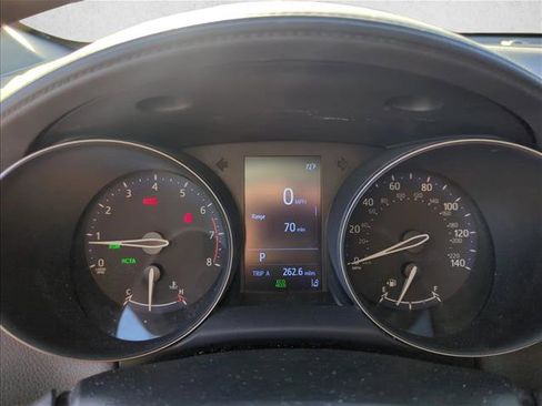 Used 2019 Toyota C-HR XLE image 17