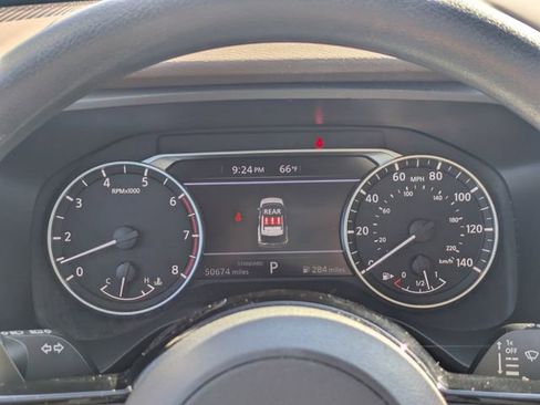 Used 2023 Nissan Rogue SV FWD image 28