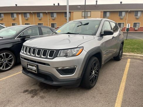 Used 2020 Jeep Compass Sport w/ Cold Weather Group image 3
