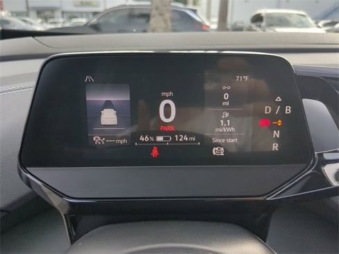 Certified 2023 Volkswagen ID.4 Pro image 31