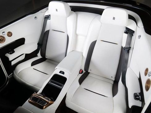 Used 2018 Rolls-Royce Dawn image 5