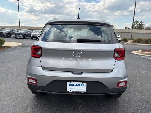 New 2026 Hyundai Venue SEL image 6
