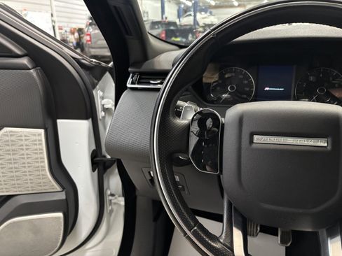 Used 2020 Land Rover Range Rover Velar R-Dynamic S image 14