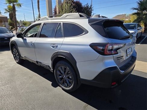 New 2025 Subaru Outback Onyx Edition image 4