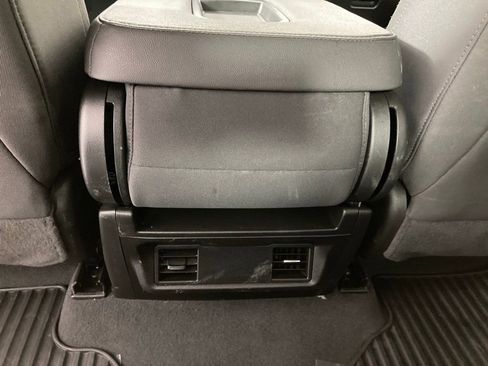 Used 2022 Chevrolet Silverado 1500 Custom image 15