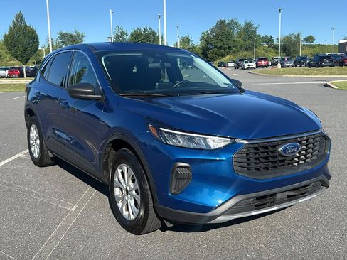 Used 2023 Ford Escape Active AWD/4WD image 1