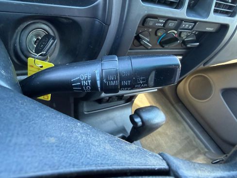 Used 2002 Toyota 4Runner SR5 image 16