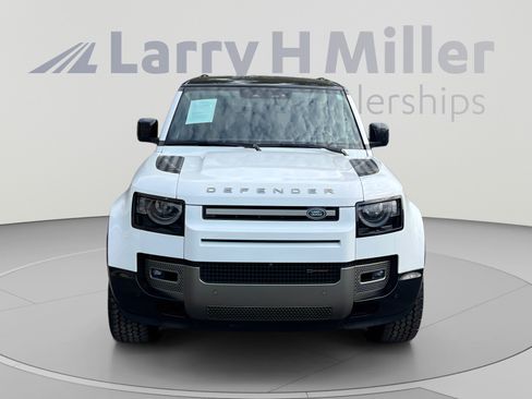 Used 2023 Land Rover Defender 110 X-Dynamic SE AWD/4WD image 8