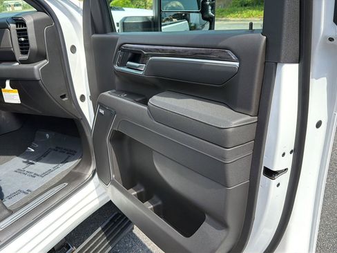 New 2026 Chevrolet Silverado 2500 LTZ w/ Trail Boss Package AWD/4WD image 15
