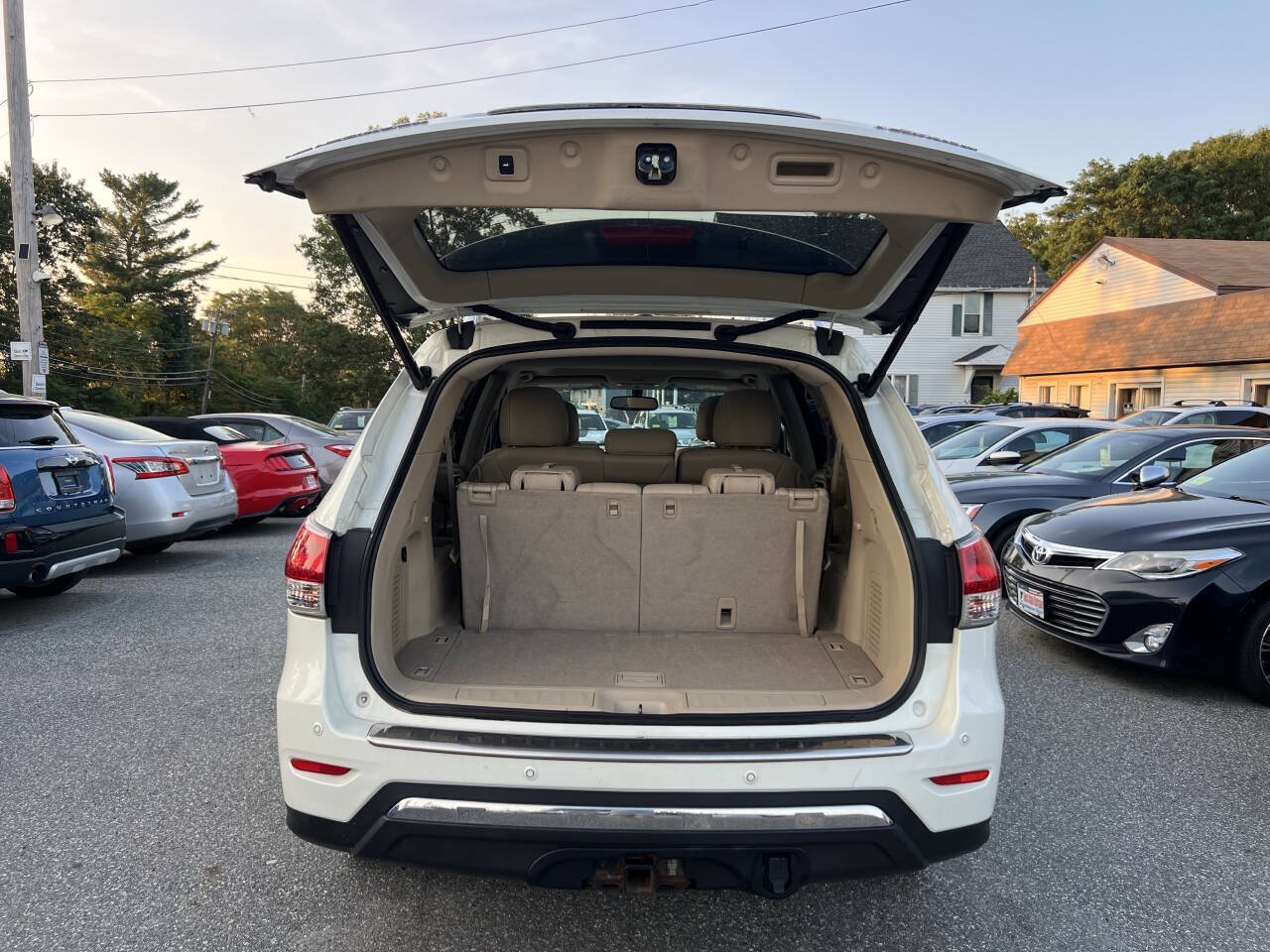 Used 2015 Nissan Pathfinder Platinum AWD/4WD image 15