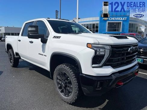 New 2026 Chevrolet Silverado 2500 LT w/ Trail Boss Package AWD/4WD image 1