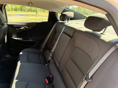 Used 2024 Chevrolet Malibu LT w/ Sport Edition image 25