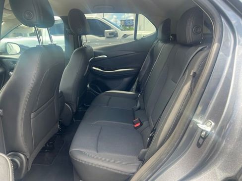 Used 2021 Buick Encore GX Preferred FWD image 3