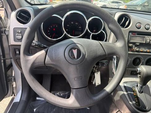 Used 2007 Pontiac Vibe w/ Sun And Sound Package FWD image 9