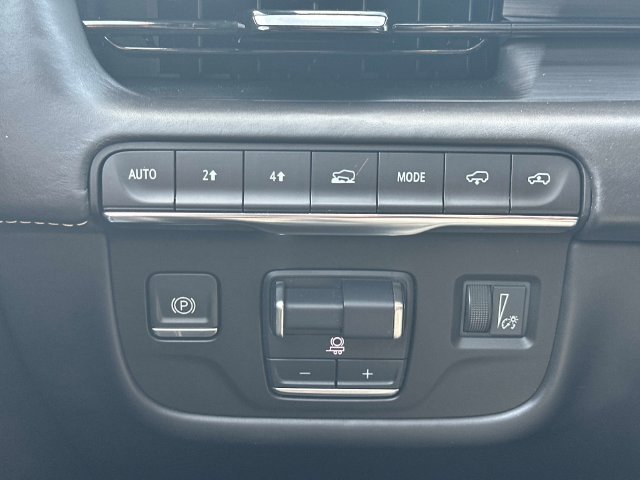 Used 2021 Cadillac Escalade Sport Platinum AWD/4WD image 30
