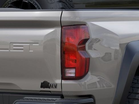 New 2026 Chevrolet Colorado ZR2 w/ ZR2 Bison Edition AWD/4WD image 12