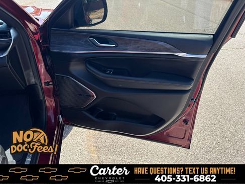 Used 2022 Jeep Grand Cherokee Overland RWD image 37