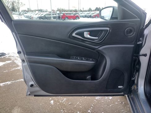 Used 2015 Chrysler 200 C w/ Sun/Sound Group image 9