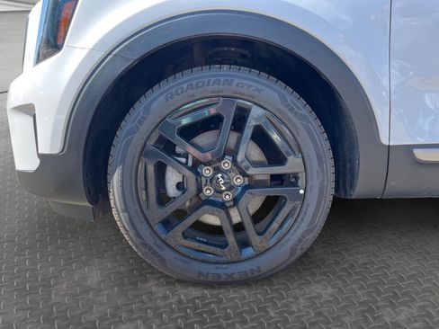 Used 2023 Kia Telluride EX X-Line AWD/4WD image 16