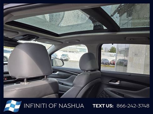 Used 2022 Hyundai Santa Fe SEL w/ Convenience + Premium Package AWD/4WD image 12