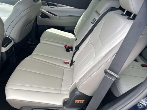 Certified 2026 INFINITI QX60 Luxe w/ Cargo Package FWD image 21
