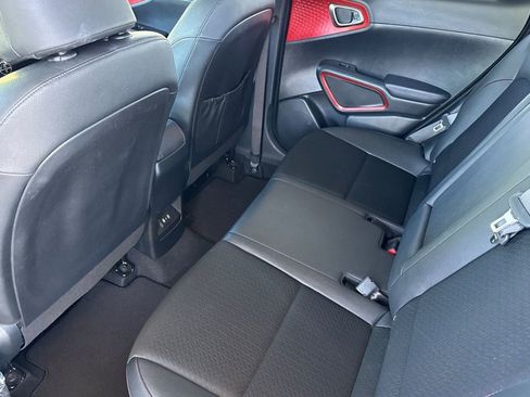 Used 2023 Kia Soul GT-Line w/ GT-Line Technology Package image 6