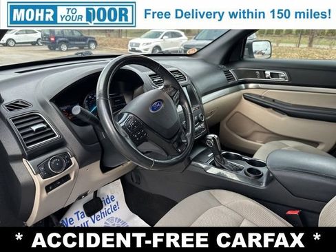 Used 2019 Ford Explorer XLT w/ Equipment Group 201A image 10