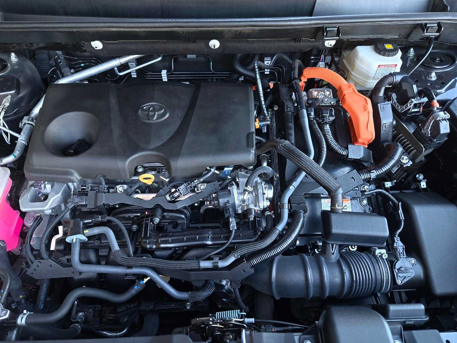 Certified 2025 Toyota RAV4 XLE AWD/4WD image 24