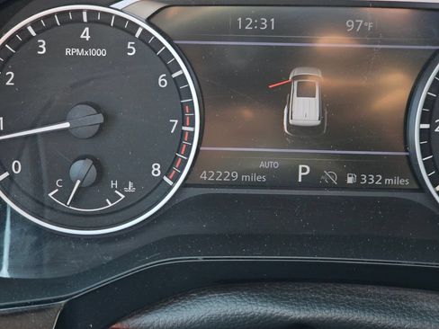 Used 2025 Nissan Pathfinder SL w/ SL Premium Package AWD/4WD image 30