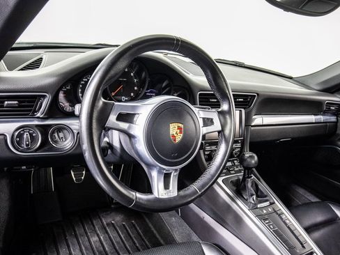 Used 2015 Porsche 911 Carrera image 15