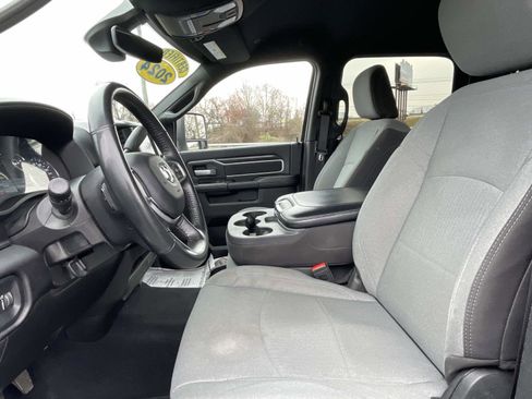 Used 2024 RAM 2500 Big Horn image 17