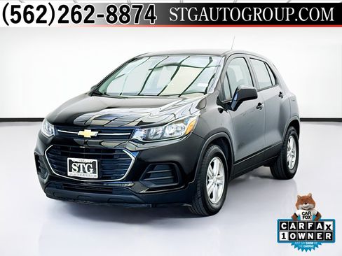 Used 2020 Chevrolet Trax LS FWD image 1