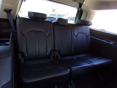 Used 2019 Ford Expedition Platinum image 22