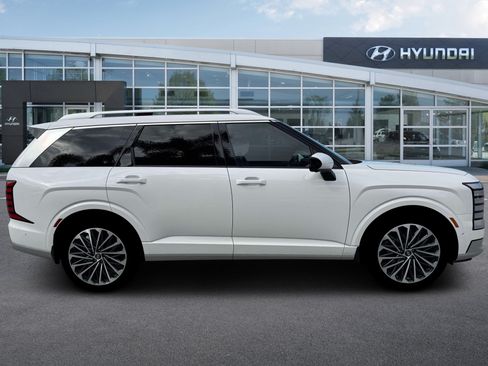 New 2026 Hyundai Palisade Calligraphy FWD image 9