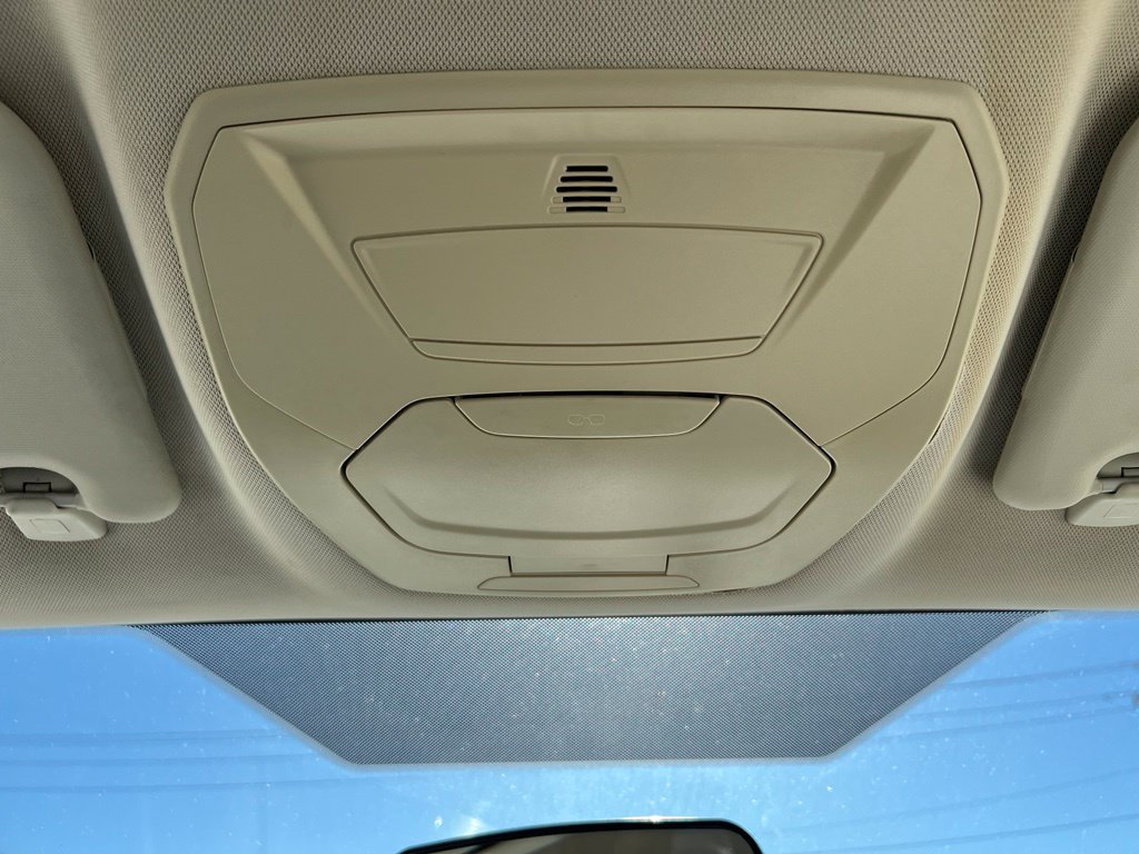 Used 2015 Ford C-MAX SE w/ Equipment Group 202A FWD image 22