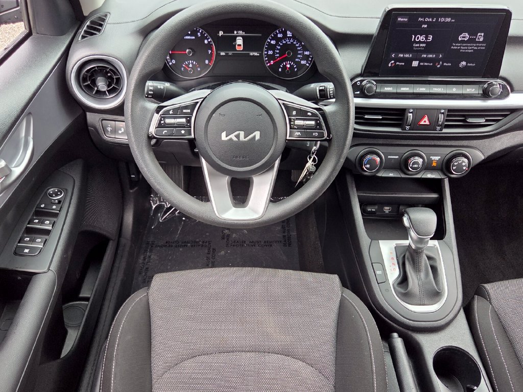 Used 2024 Kia Forte LXS w/ LXS Technology Package FWD image 11